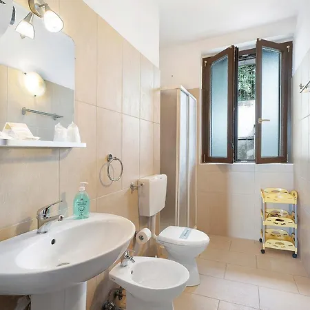 Isola Vista Апартаменты Петтенаско